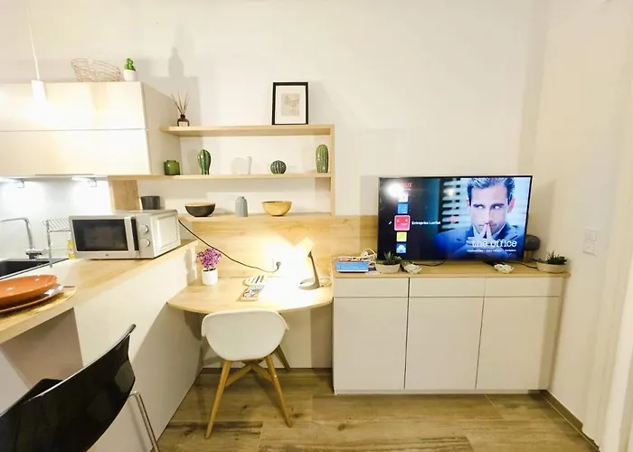 Διαμέρισμα 1 Bedroom With Open Views *